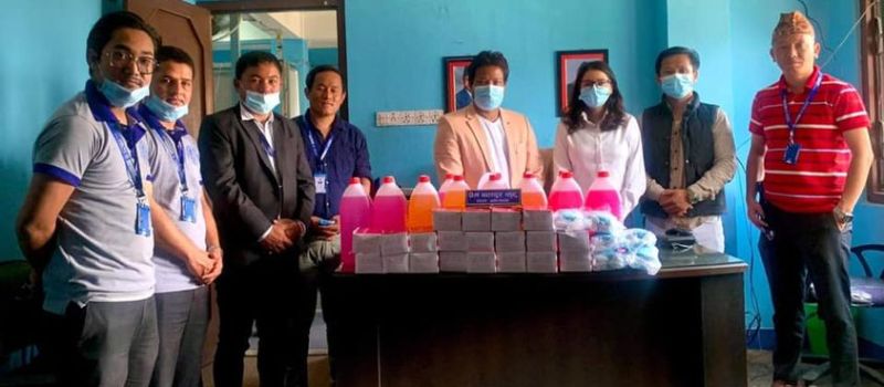 नागरिक विकास साकोसद्धारा वडालाई स्वास्थ्य सामाग्री सहयोग