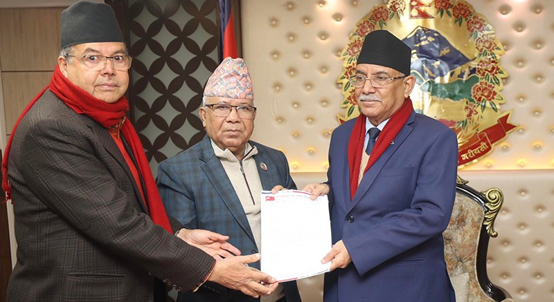 सहकारीको बचतमा ८ र कर्जामा १२ प्रतिशतसम्म ब्याज तोक्न प्रधानमन्त्रीको ध्यानाकर्षण 