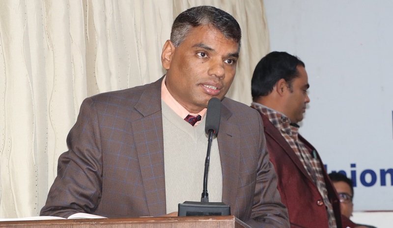 एउटा मात्र संयन्त्रले सहकारीको समस्या समाधान गर्न सकिदैनः सचिव दुवाडी